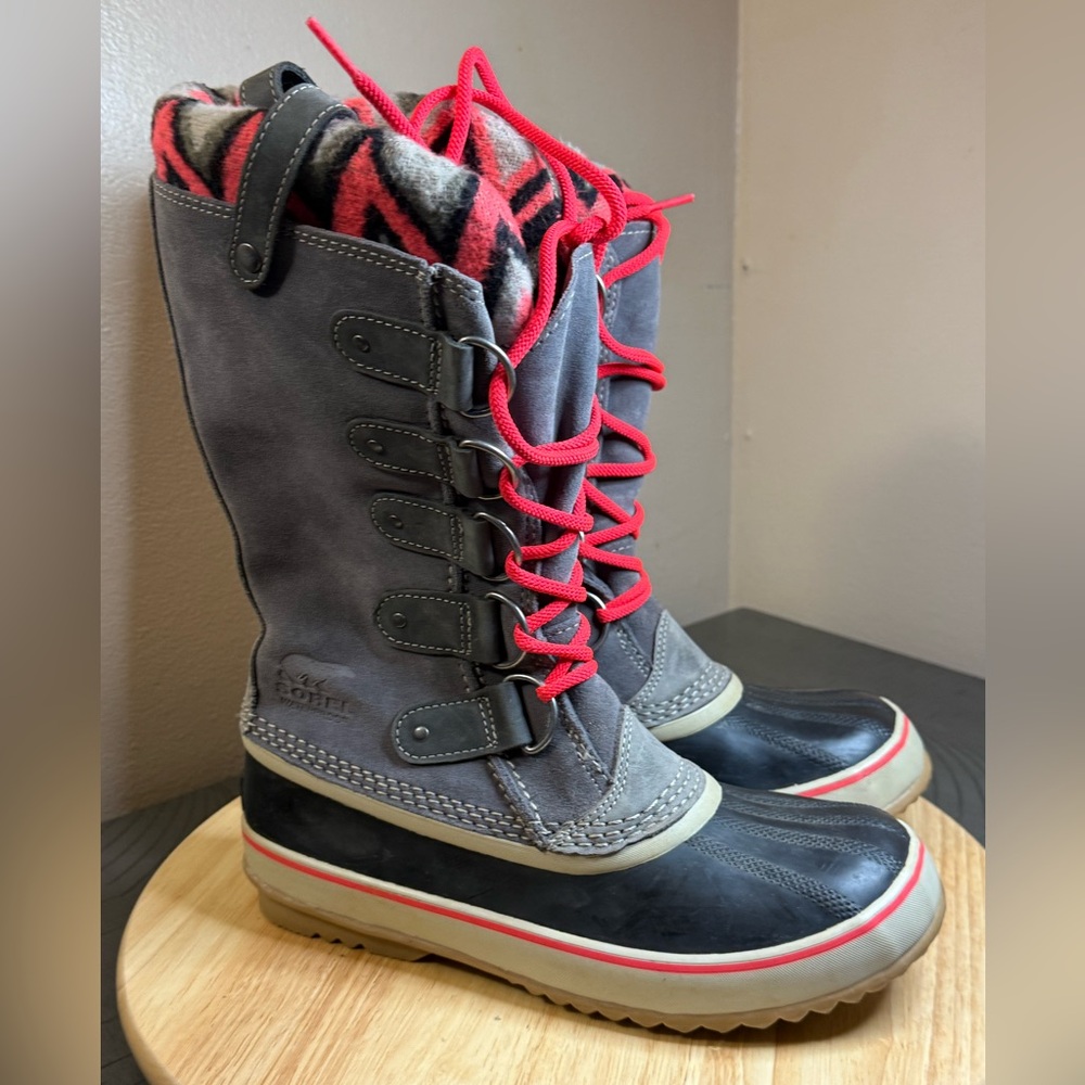 Sorel women’s Joan of Arctic Knit Winter Waterproof Snow Boots